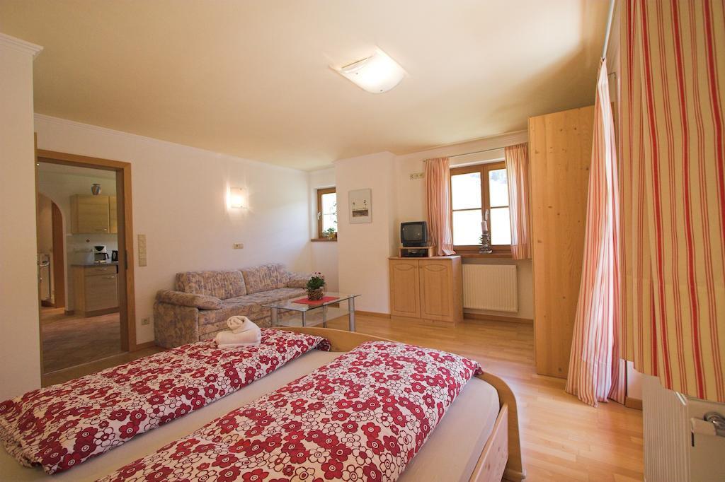 Apartments Dilln Guetl Tires Rom bilde